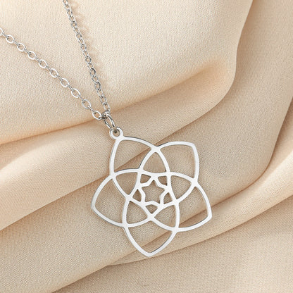 Venus Love Flower Necklace